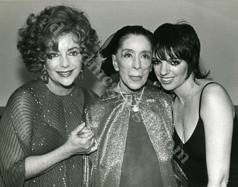 Elizabeth Taylor, Martha Graham, Liza Minelli 1983 NYC.jpg